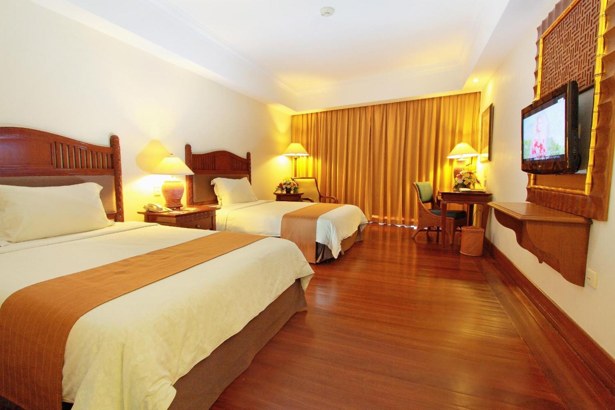 Lorin Solo Hotel Esterno foto
